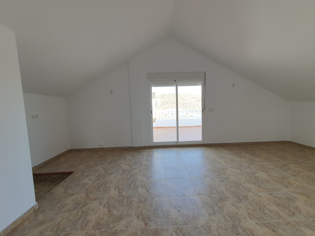 Huis te koop in Puerto Lumbreras