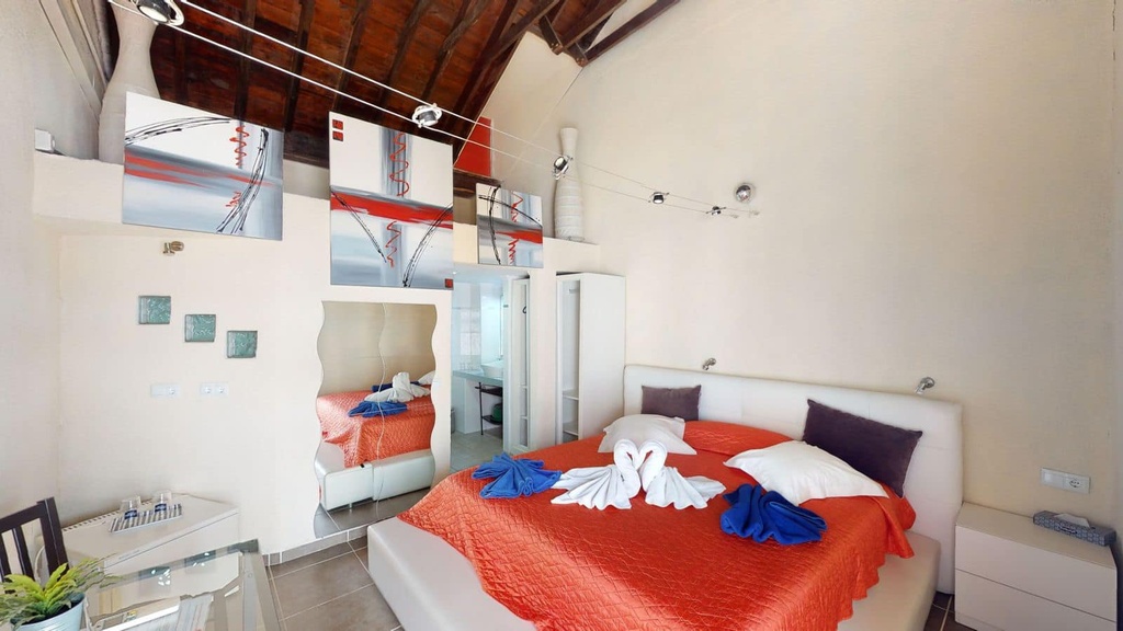 Hotel B&B te koop in Arenas, Axarquía, Málaga.