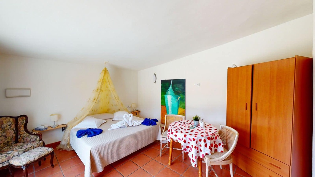 Hotel B&B te koop in Arenas, Axarquía, Málaga.