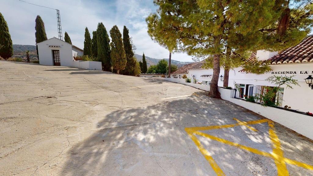 Hotel B&B te koop in Arenas, Axarquía, Málaga.