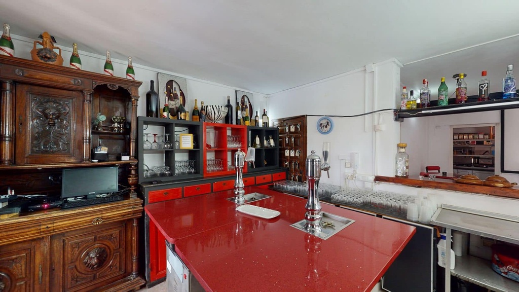 Hotel B&B te koop in Arenas, Axarquía, Málaga.