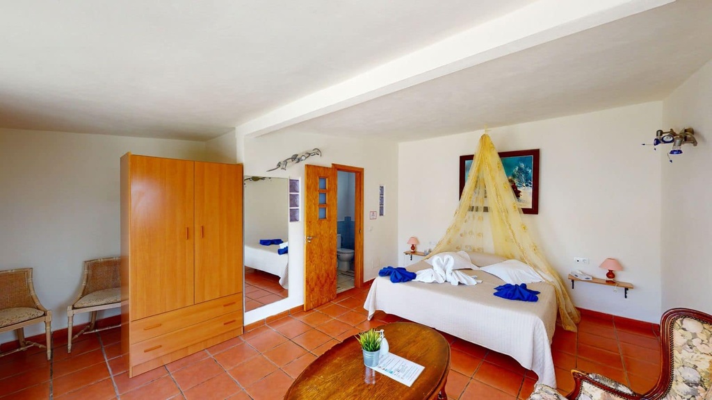 Hotel B&B te koop in Arenas, Axarquía, Málaga.