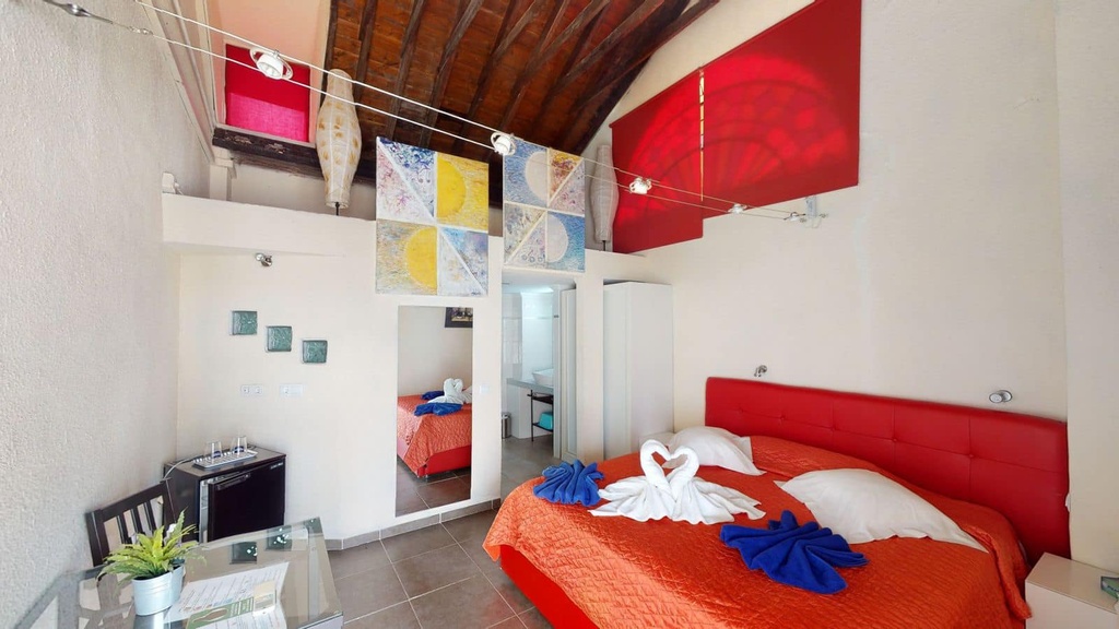 Hotel B&B te koop in Arenas, Axarquía, Málaga.