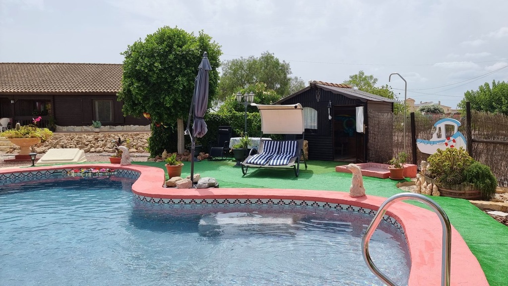Luxe Villa te Koop in Catral, Alicante