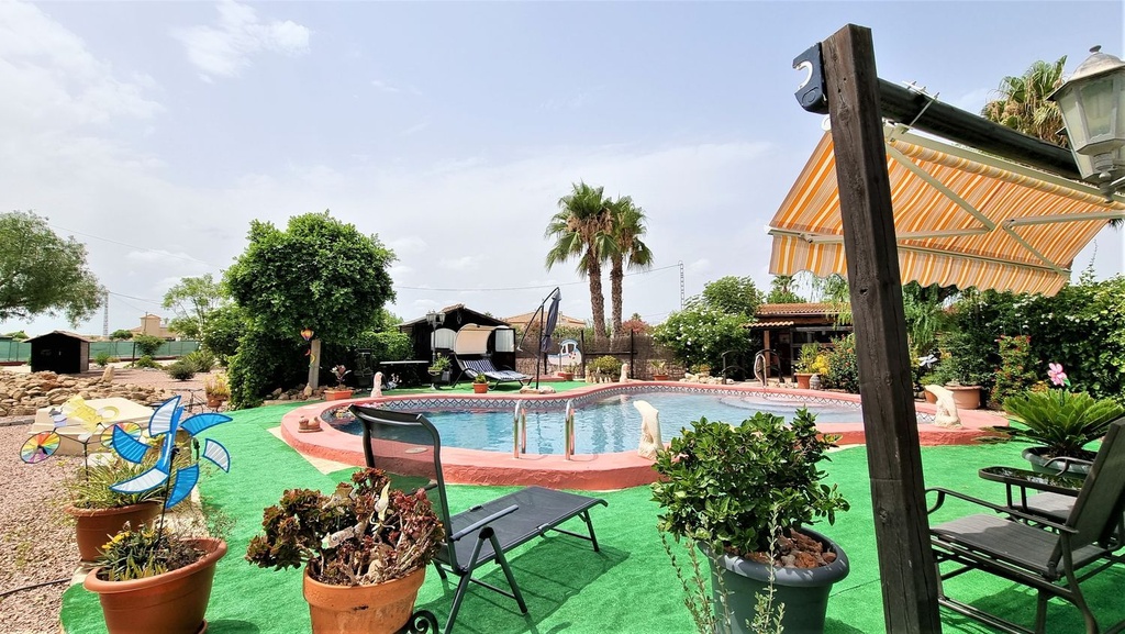 Luxe Villa te Koop in Catral, Alicante