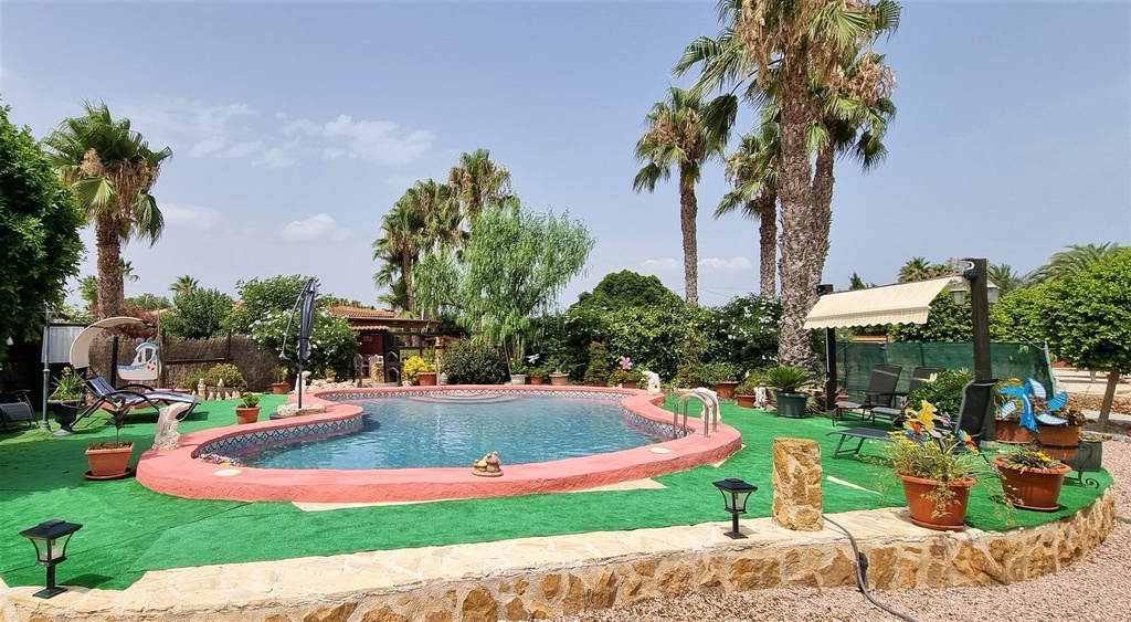 Luxe Villa te Koop in Catral, Alicante