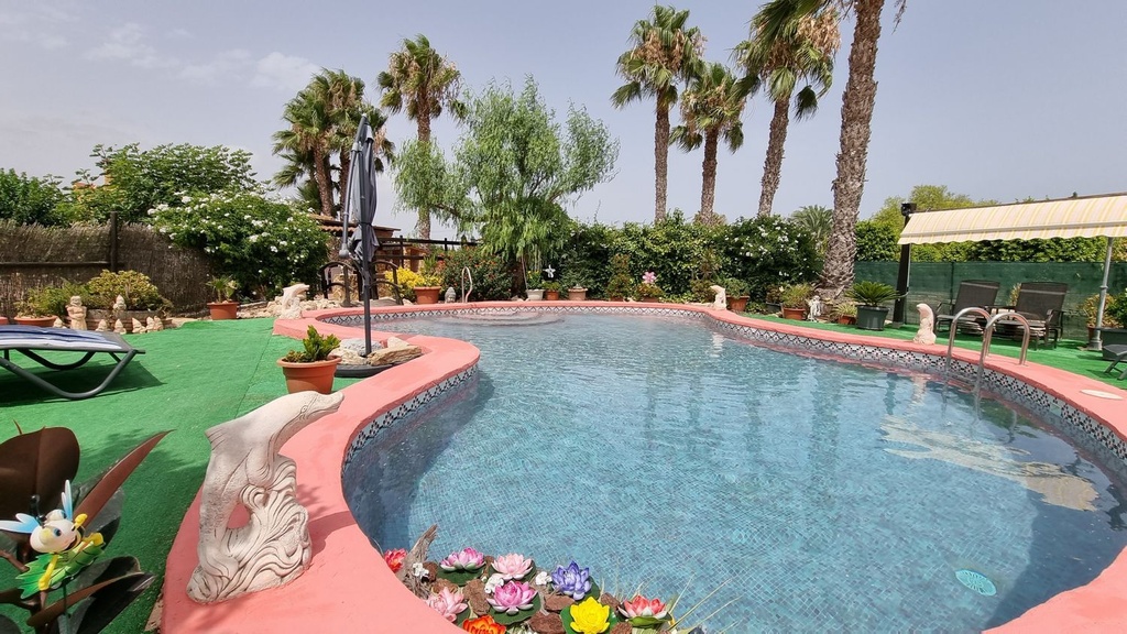 Luxe Villa te Koop in Catral, Alicante