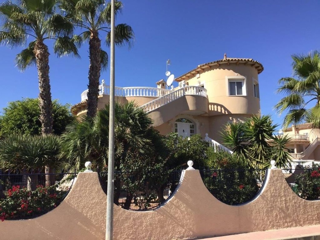 Villa met privé zwembad in Benferri, Alicante