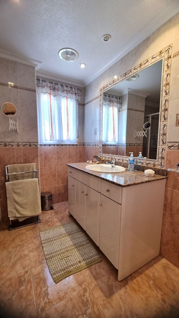 Villa met privé zwembad in Benferri, Alicante