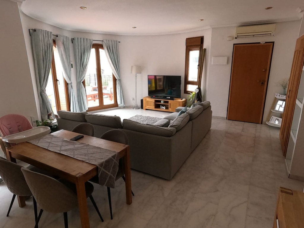 Half Vrijstaande Woning te koop in Algorfa, La Finca Golf