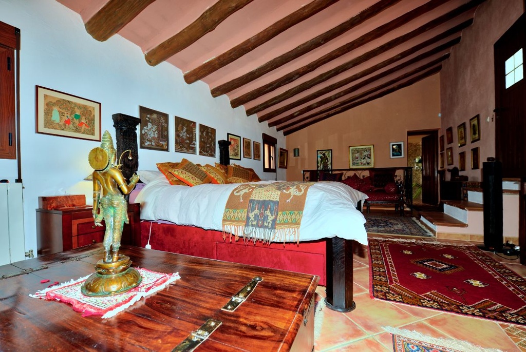 Unieke woning met grot te koop in Cúllar, El Margen, binnenland Granada