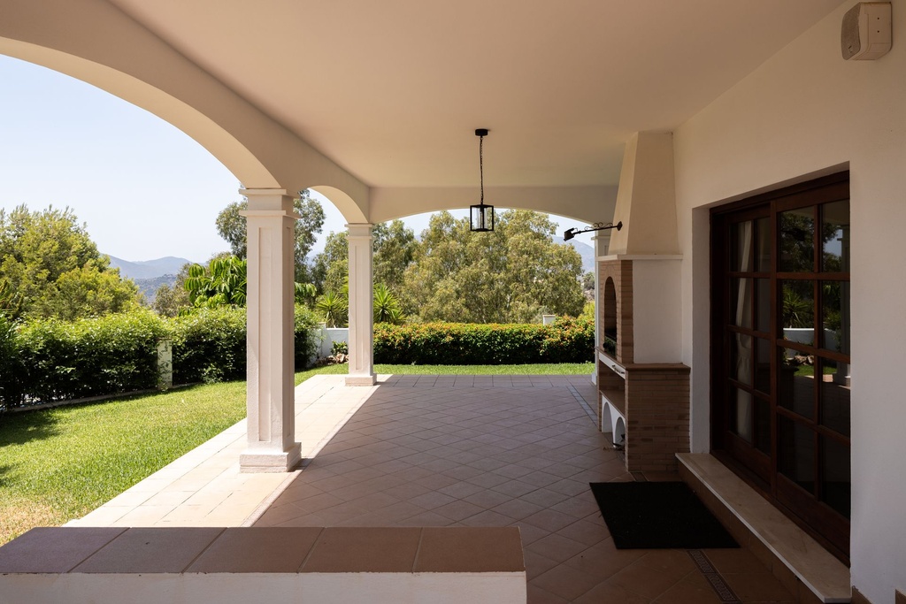 Prachtige traditionele villa in Valtocado, Costa del Sol