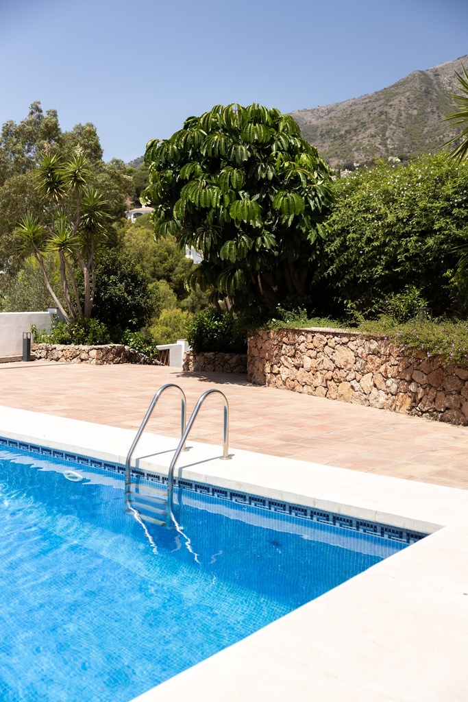 Prachtige traditionele villa in Valtocado, Costa del Sol
