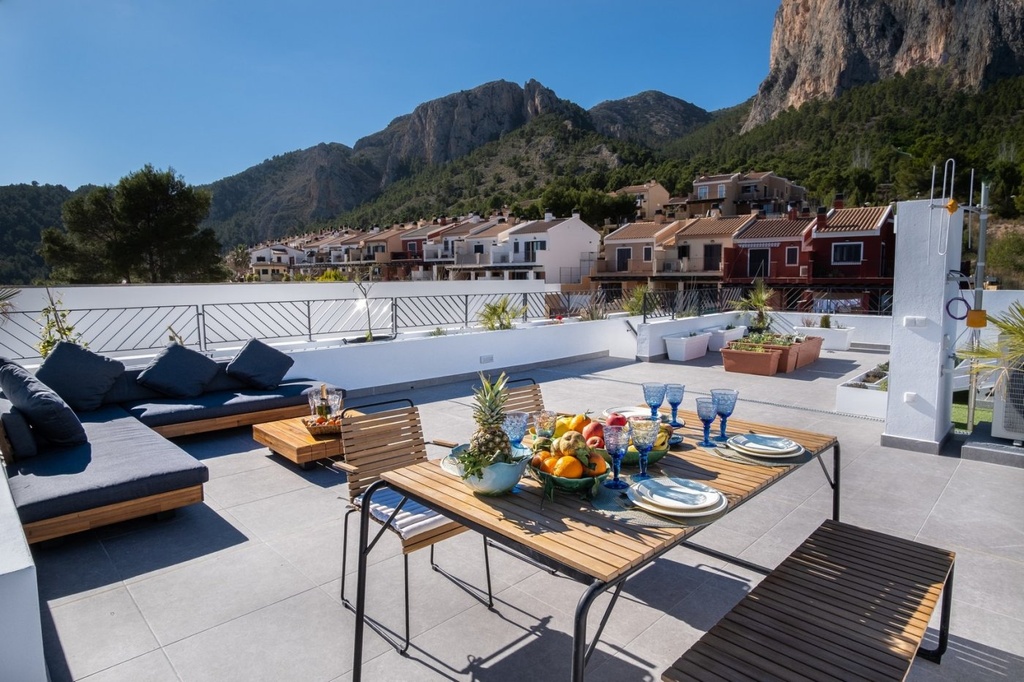 Detached Villa for sale in Polop, Polop