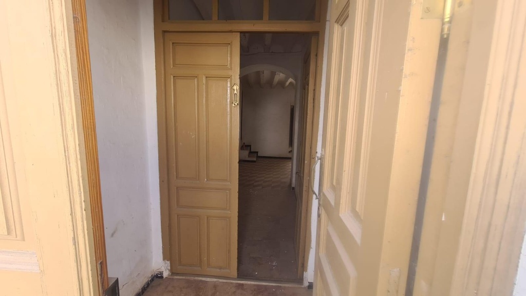 Herenhuis ter renovatie in Chirivel, Almería