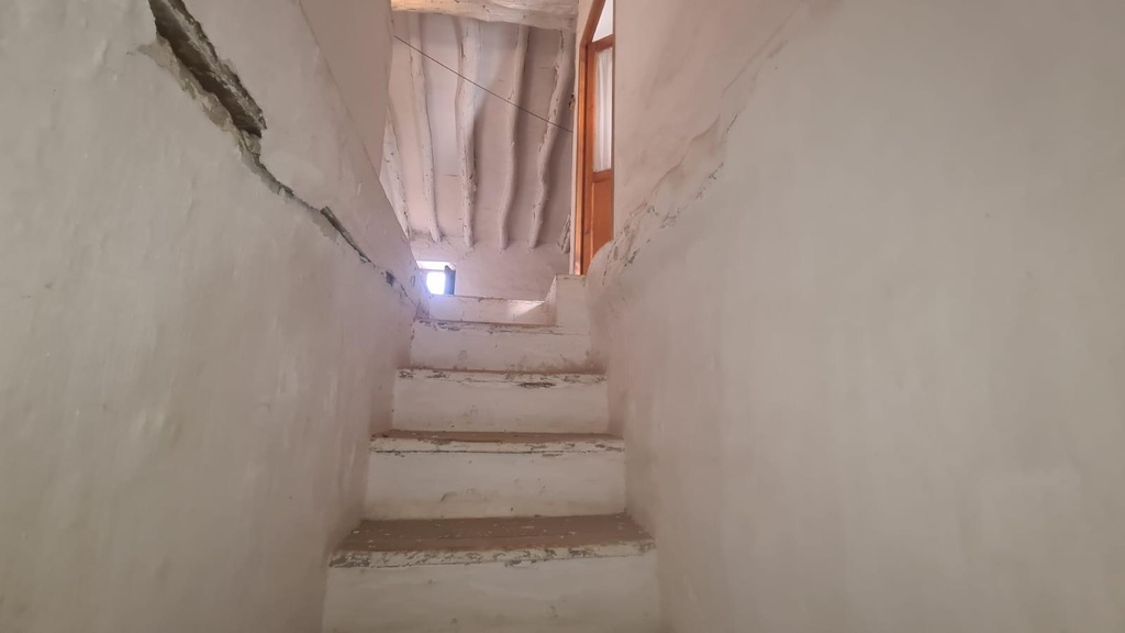 Herenhuis ter renovatie in Chirivel, Almería