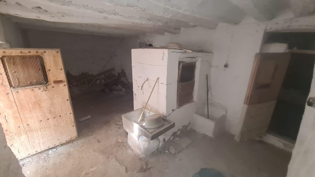 Herenhuis ter renovatie in Chirivel, Almería