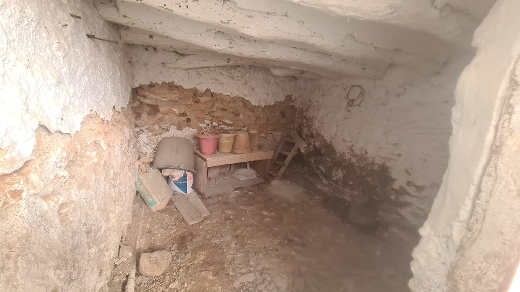 Herenhuis ter renovatie in Chirivel, Almería