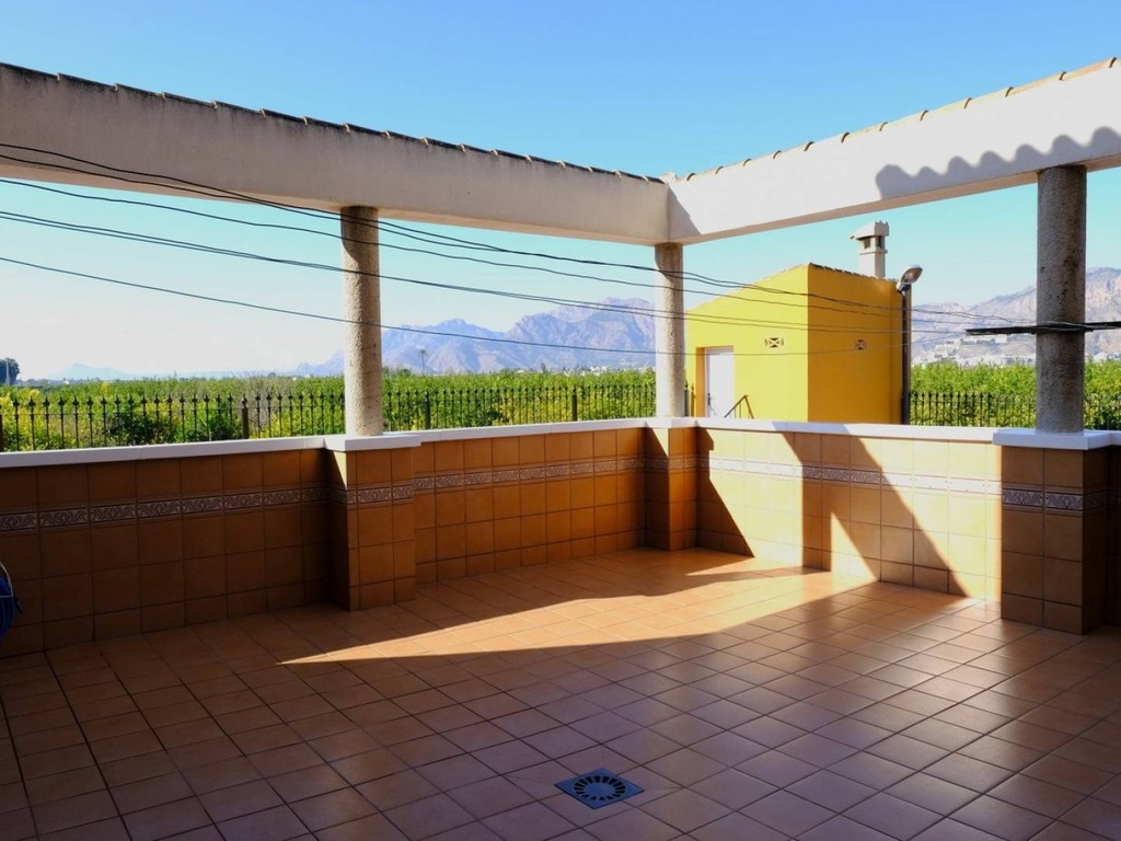 Landgoed met luxevilla en agrarische productie in Orihuela, Alicante
