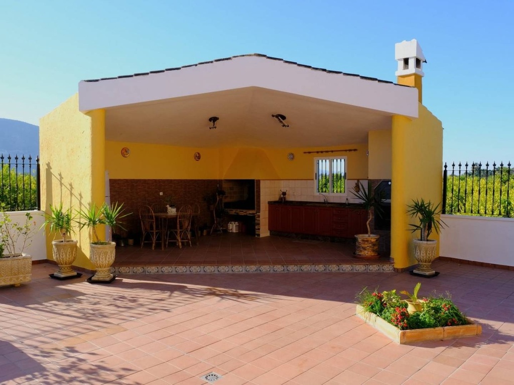 Landgoed met luxevilla en agrarische productie in Orihuela, Alicante