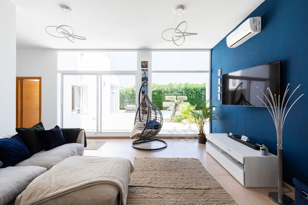 Moderne villa met prachtig uitzicht op loopafstand van Alhaurín el Grande