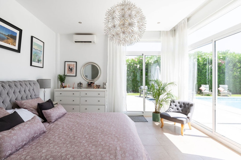 Moderne villa met prachtig uitzicht op loopafstand van Alhaurín el Grande
