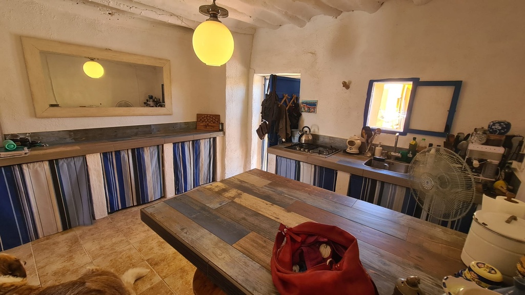 Uitzonderlijke Andalusische Cortijo in Baza met gastenverblijf en OCA Paardensportvergunning