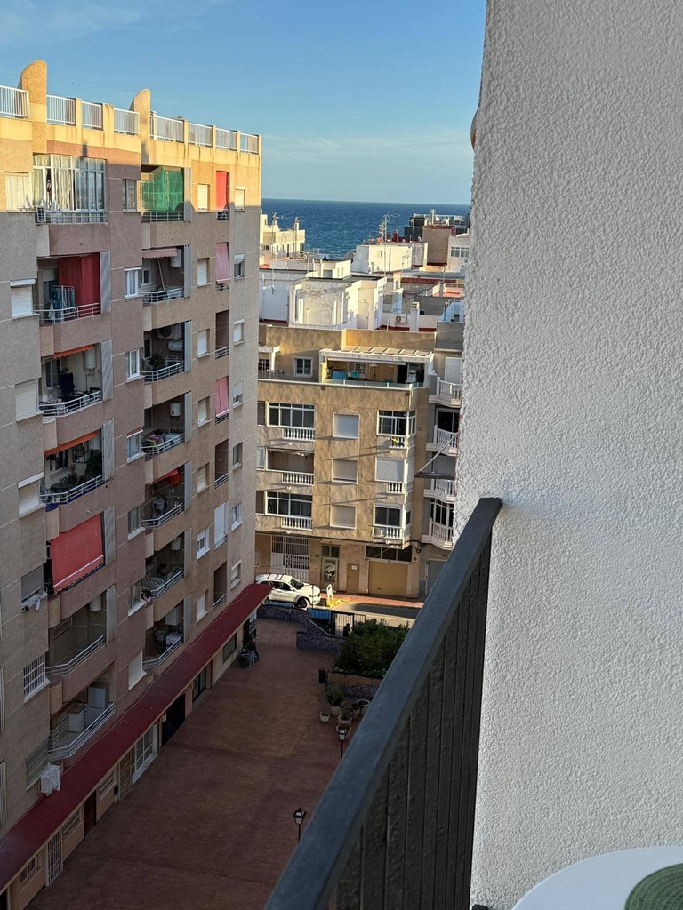 Voordeel, studio in Torrevieja, Playa los Locos