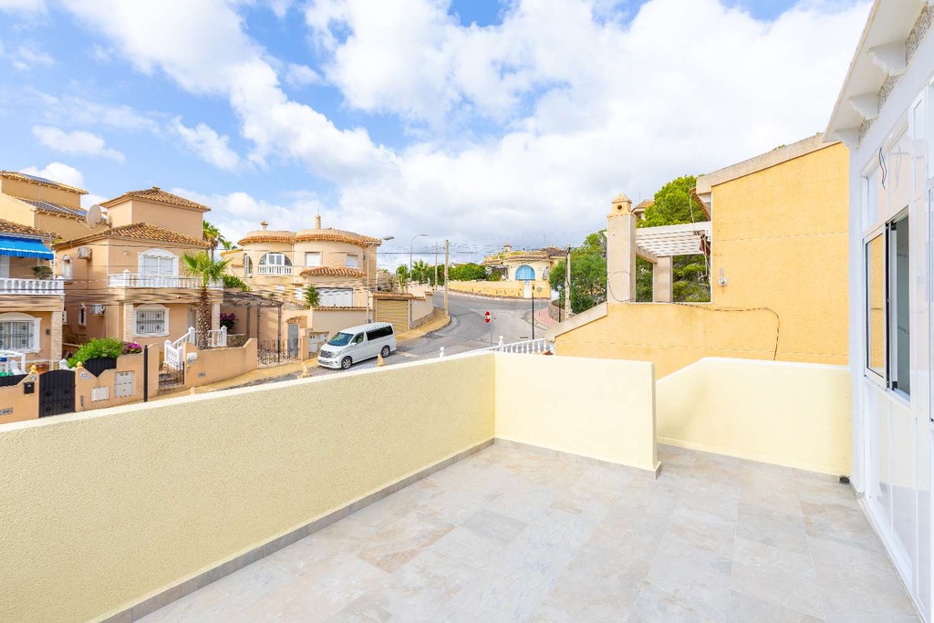 Villa met zeezicht in El Galán, San Miguel de Salinas