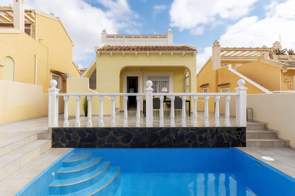 Villa met zeezicht in El Galán, San Miguel de Salinas