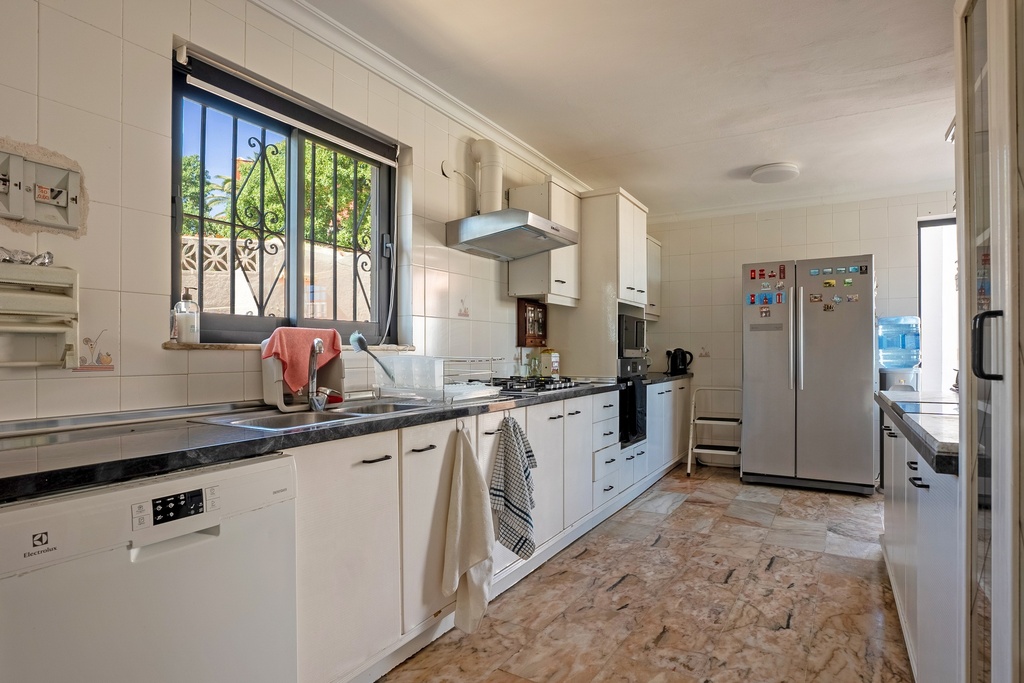 Villa vrijstaand met 6 slaapkamers aan de Mijas Costa