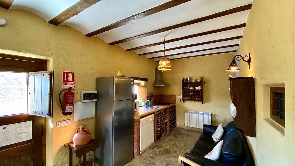Hotel te koop in Taberno