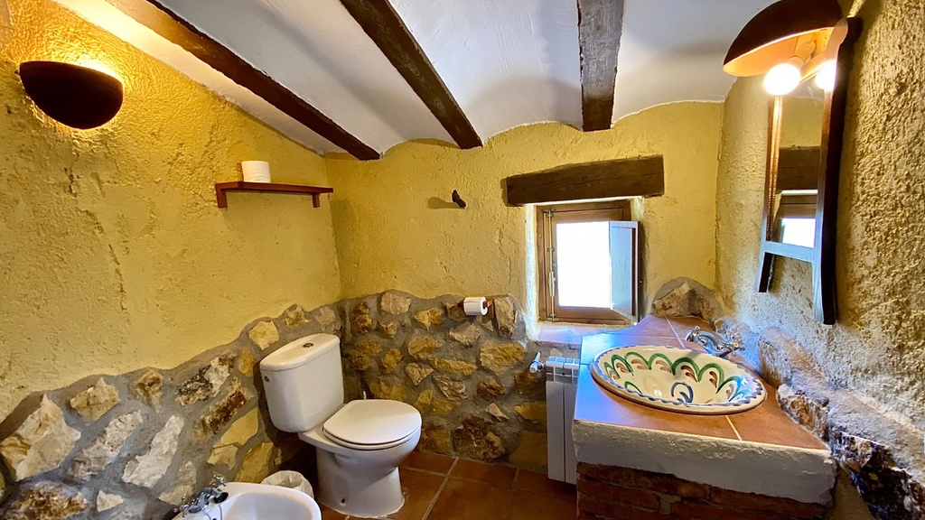 Hotel te koop in Taberno