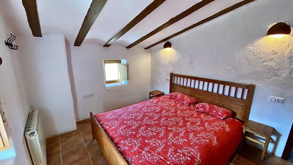 Hotel te koop in Taberno