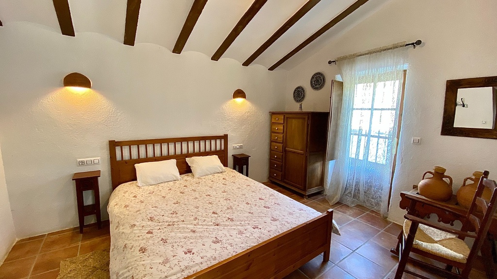 Hotel te koop in Taberno