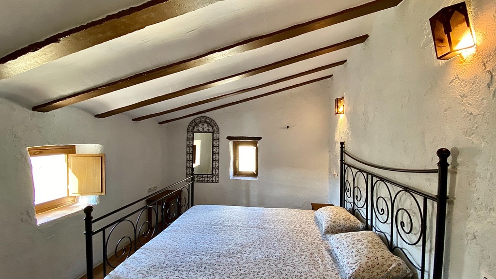 Hotel te koop in Taberno
