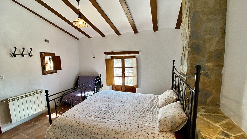 Hotel te koop in Taberno