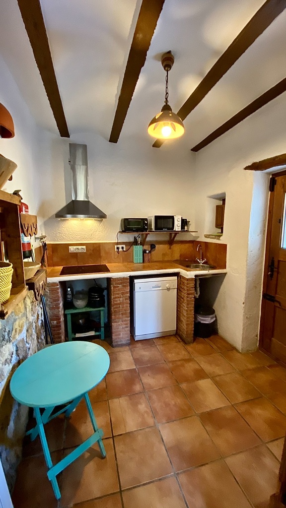 Hotel te koop in Taberno
