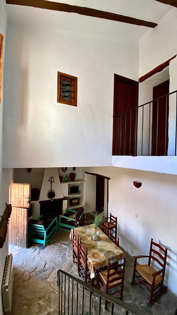 Hotel te koop in Taberno