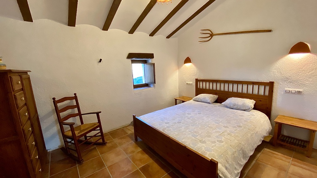 Hotel te koop in Taberno