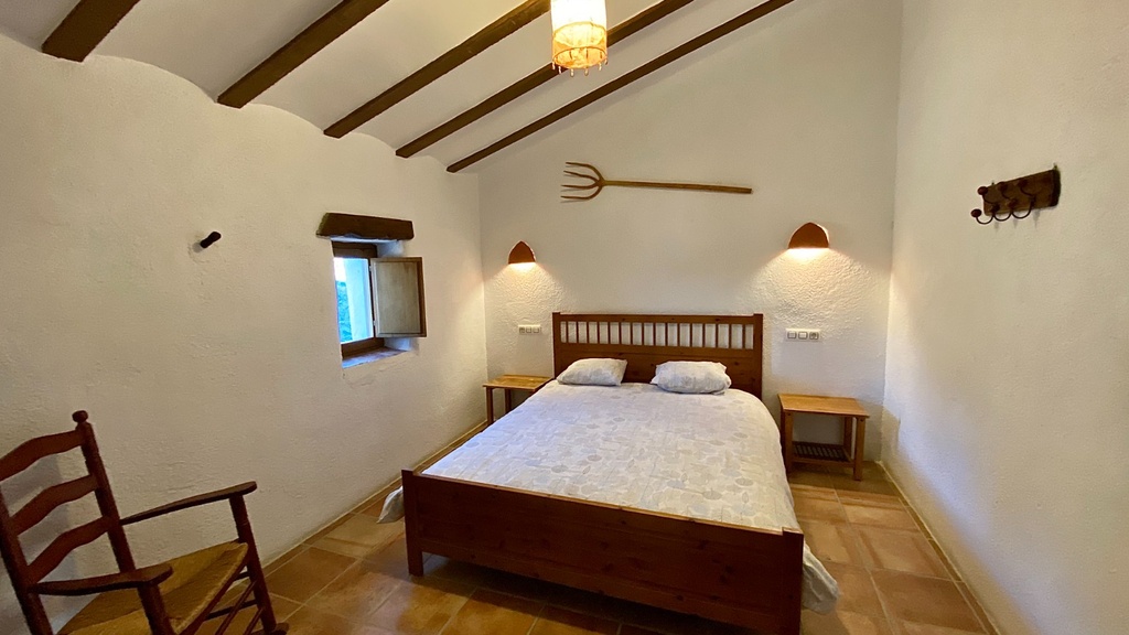 Hotel te koop in Taberno