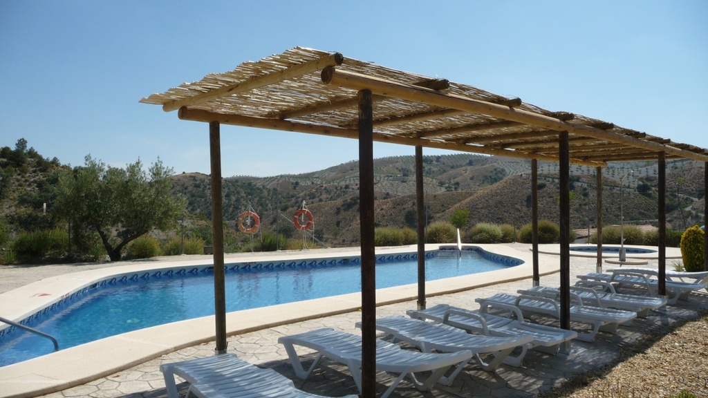 Hotel te koop in Taberno