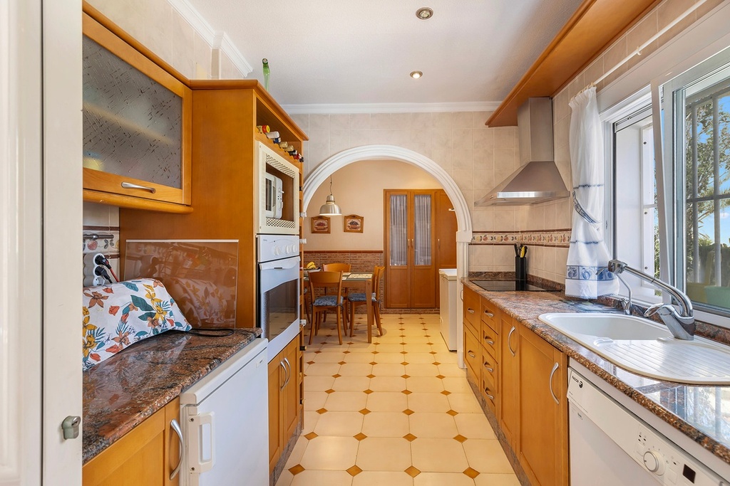 Vrijstaande villa te koop in Torrevieja