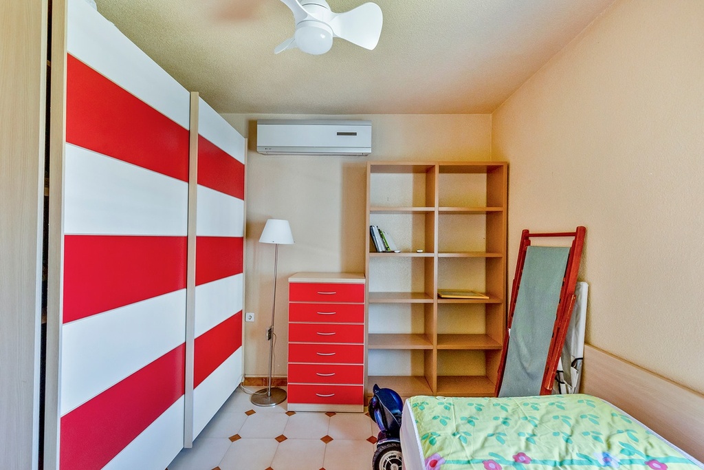 Vrijstaande villa te koop in Torrevieja