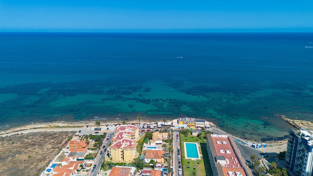 Vrijstaande villa te koop in Torrevieja