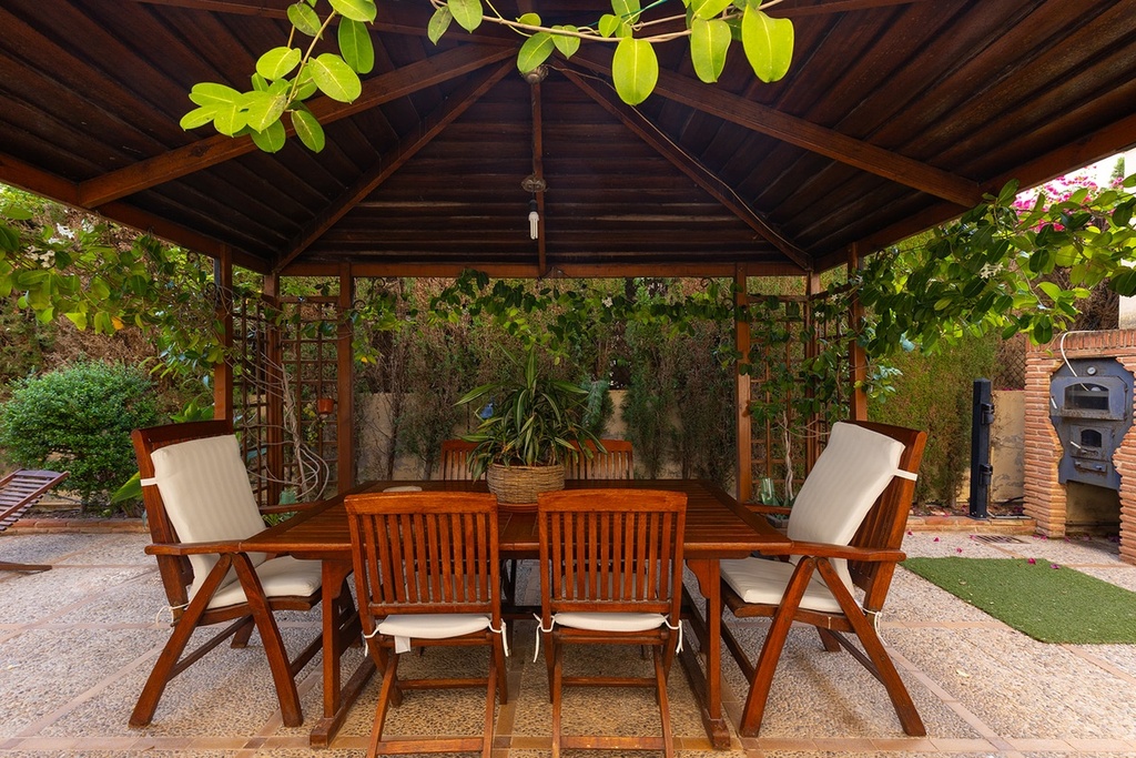 Vrijstaande villa te koop in Torrevieja