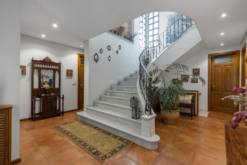 Vrijstaande villa te koop in Torrevieja