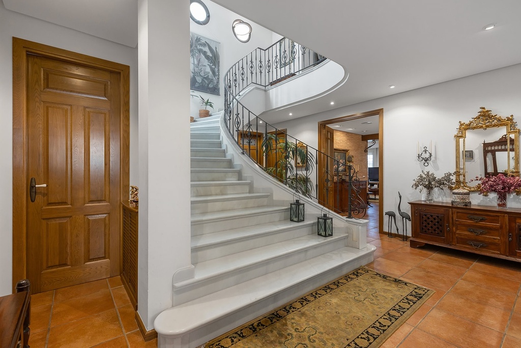 Vrijstaande villa te koop in Torrevieja