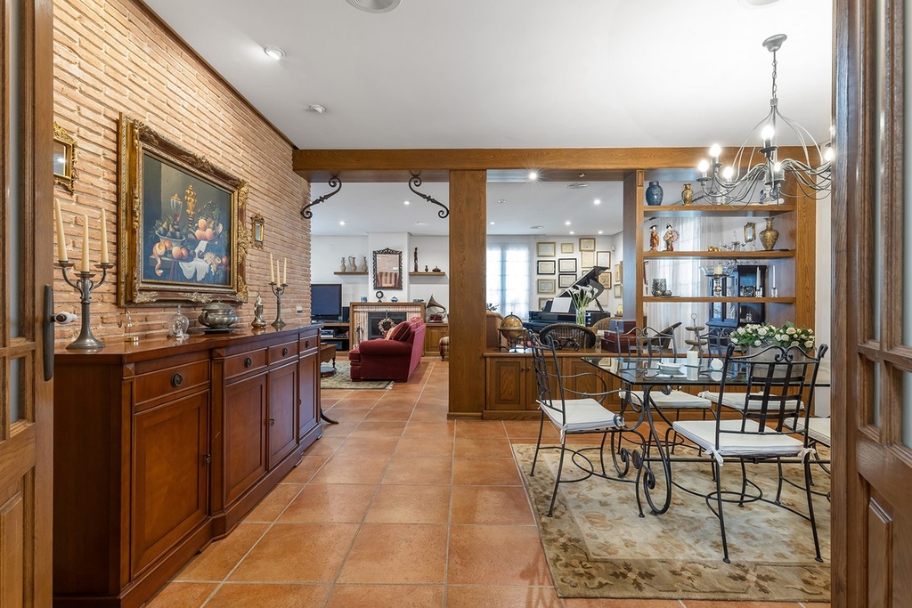 Vrijstaande villa te koop in Torrevieja