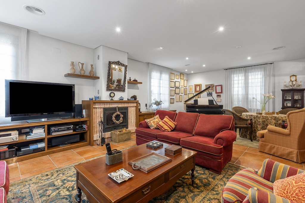 Vrijstaande villa te koop in Torrevieja